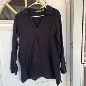 Soft Surroundings black gauze blouse// like NEW